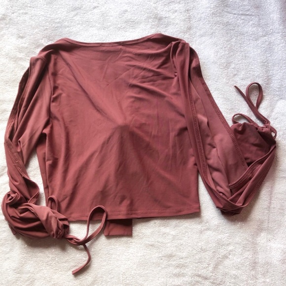 Fashion Nova Mauve Mid Crop Top - Picture 2 of 3